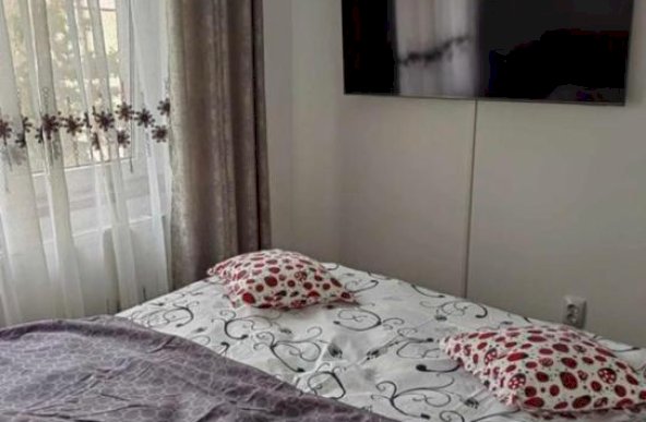 Apartament cu 3 camere Decomandat Mircea Cel Batran