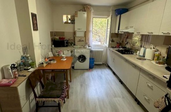 Apartament 2 camere Podu-Ros Racovita 85.000 euro