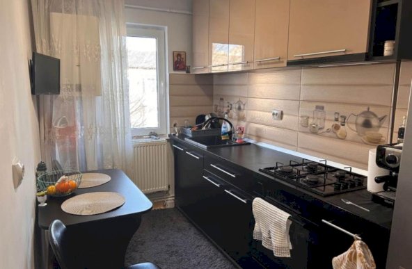 Apartament 2 Camere SD Bloc Dupa 77 