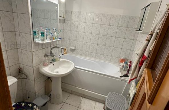 Apartament 2 camere. Etaj 1 din 4. Dacia Zimbru