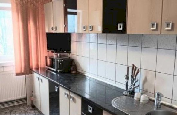 Apartament 2 Camere Decomandat Etaj Intermediar Tatarasi - Metalurgie