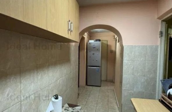 Apartament 2 camere Decomandat circular Podu De Piatra 57.500 euro!