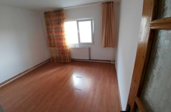 Vanzare Apartament 2 camere Gara Arcu Iasi