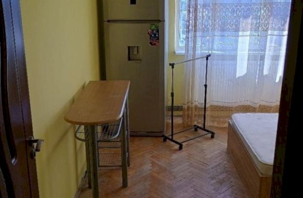 Vanzare Apartament 3 camere Pacurari Iasi