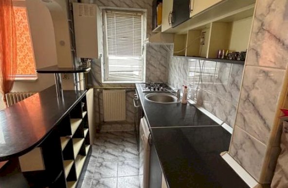 Inchiriere Apartament 3 Camere Podu Ros - Palas