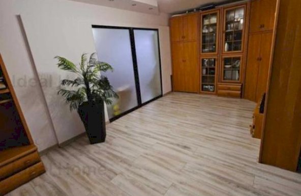 Apartament 3 Camere Nicolina BRD