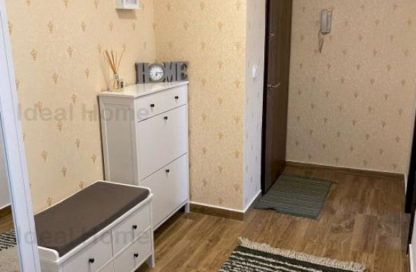 Inchiriere Apartament ultracentral modern cu 2 camere Podu Ros Iasi