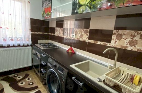 Inchiriere Apartament ultracentral modern cu 2 camere Podu Ros Iasi