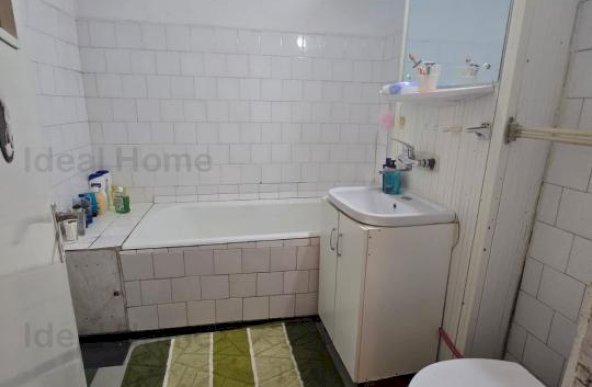 Apartament 3 cam Dec. Etaj 2. Alexandru. Iasi