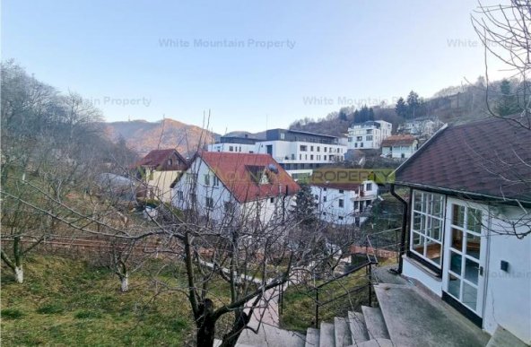 Casa cu gradina si priveliste superba in zona linistita Schei