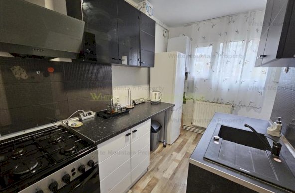 Apartament renovat zona Calea Bucuresti