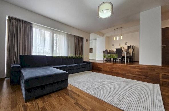 Apartament 3 camere in Bellevue Residence