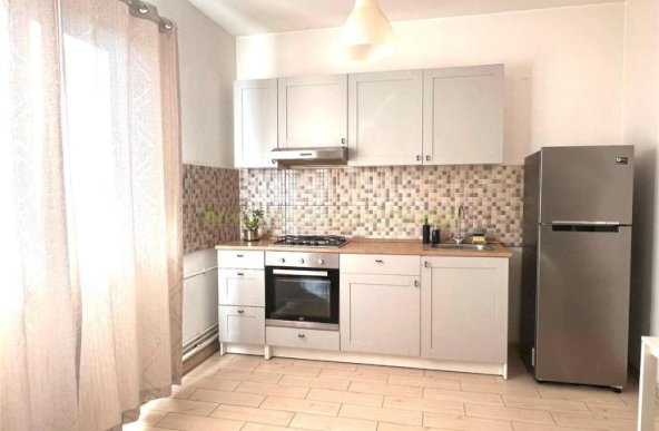 Apartament 2 camere, inchiriere lunga durata, Bd Decebal