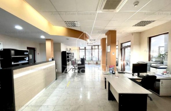 Spatiu comercial, 123mp, zona Lipovei