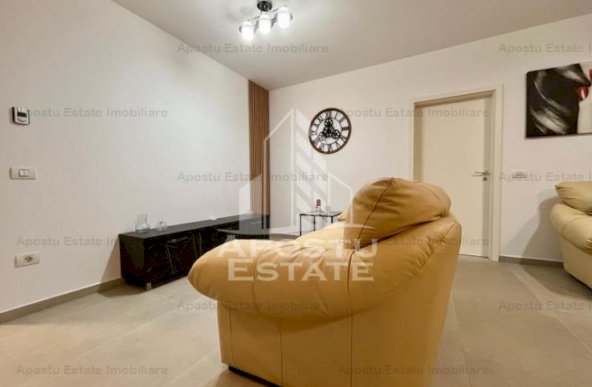 Apartament cu 3 camere, 2 bai, prima inchiriere, in zona Aradului