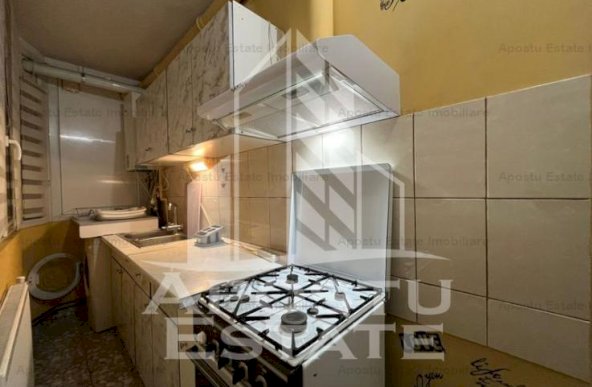 Apartament cu 2 camere, decomandat, etaj intemediar, zona Iosefin