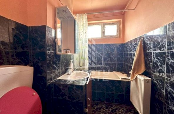 Apartament cu 3 camere, centrala proprie, zona Sagului