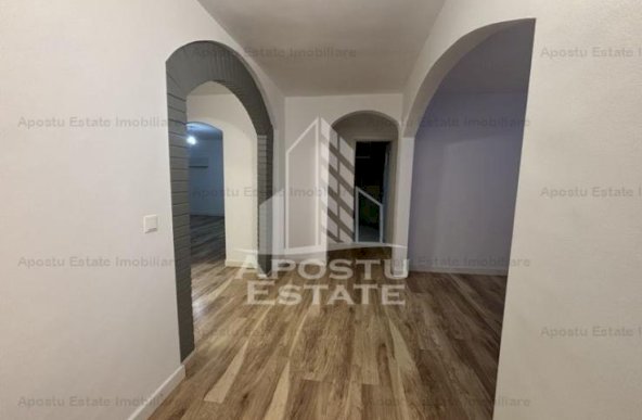 Apartament cu 4 camere in zona Timocului, renovat, centrala termica