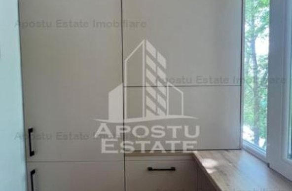 Apartament 3 camere si 2 bai, etaj 2, complet renovat, zona Aradului