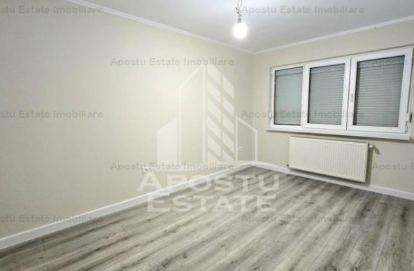 Apartament cu 3 camere, complet renovat, zona Circumvalatiunii