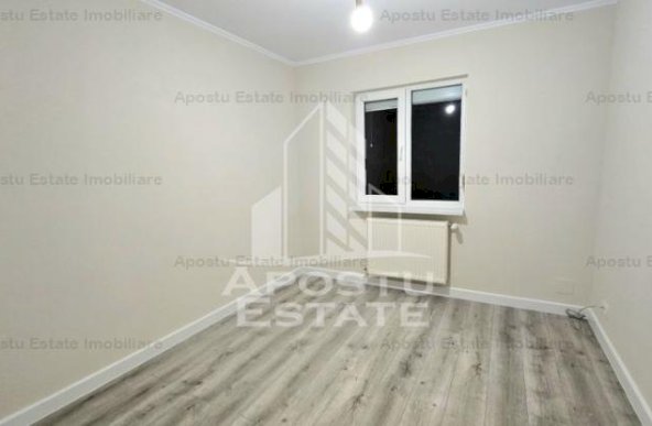 Apartament cu 3 camere, complet renovat, zona Circumvalatiunii