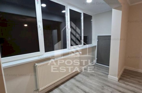 Apartament cu 3 camere, complet renovat, zona Circumvalatiunii