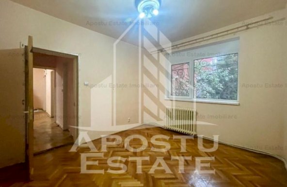 Apartament 3 camere, decomandat, 108 mp, Ultracentral