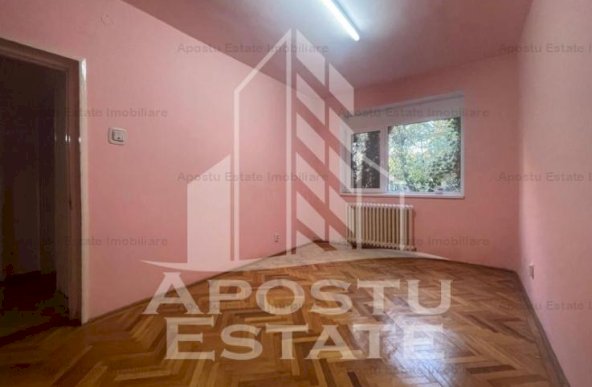 Apartament 3 camere, decomandat, 108 mp, Ultracentral