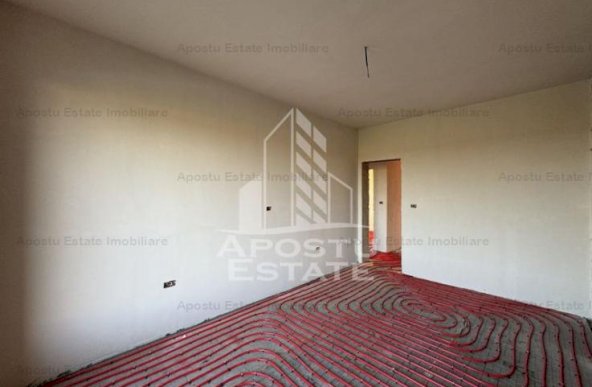 Duplex cu 3 camere si 2 bai, pe parter, aproape de asfalt,