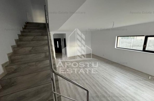 Duplex situat Central cu 4 camere si 3 bai in Mosnita Noua