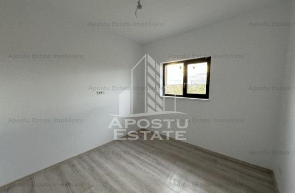 Duplex situat Central cu 4 camere si 3 bai in Mosnita Noua