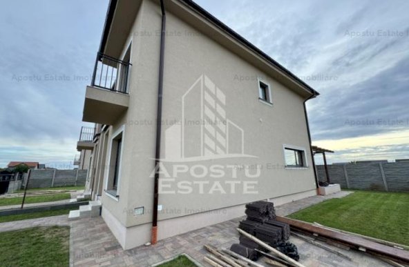 Duplex situat Central cu 4 camere si 3 bai in Mosnita Noua