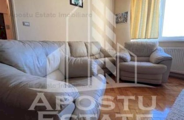 Apartament ultracentral 3 camere,  centrala proprie