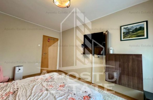 Apartament cu doua camere, etaj itermediar, calea Aradului