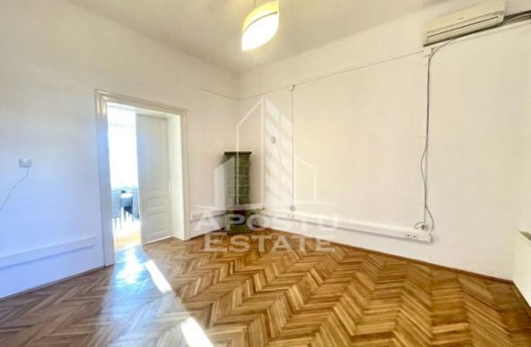 Spatiu pentru birouri, 4 camere, Zona Maria