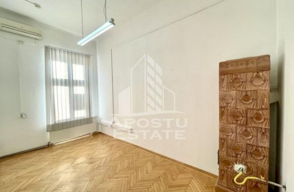 Spatiu pentru birouri, 4 camere, Zona Maria