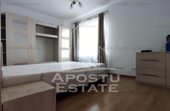 Apartament 3 camere cu loc de parcare, Adora Park