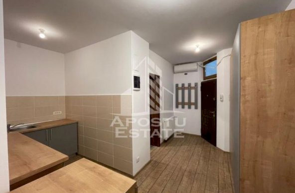 Apartament 2 camere, Piata Unirii, etaj intermediar, ideal investitie