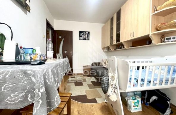 Apartament 2 camere, centrala, garaj, zona Sagului