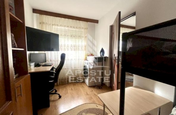 Apartament 2 camere, centrala, garaj, zona Sagului