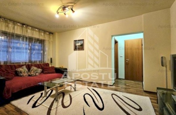 Apartament cu 3 camere, 85mp, Open space, in zona P-ta Spitalului