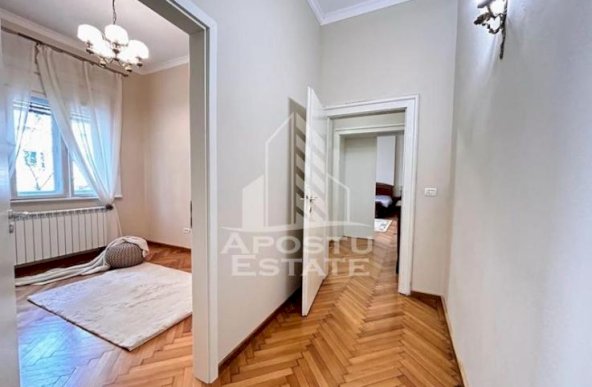 Apartament exclusivist cu 3 camere in zona Medicinei.