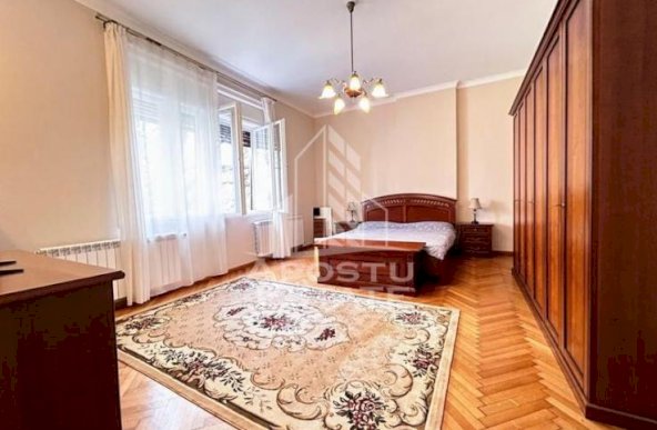 Apartament exclusivist cu 3 camere in zona Medicinei.