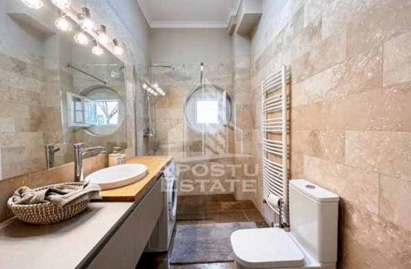 Apartament exclusivist cu 3 camere in zona Medicinei.