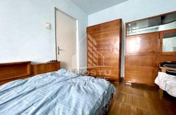 Apartament 2 camere, centrala proprie, zona Girocului