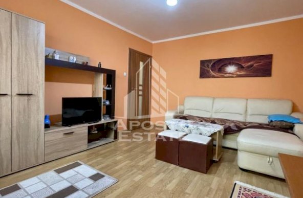 Apartament cu 2 camere etajul intai bloc izolat centrala Blascovici