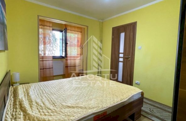 Apartament cu 2 camere etajul intai bloc izolat centrala Blascovici