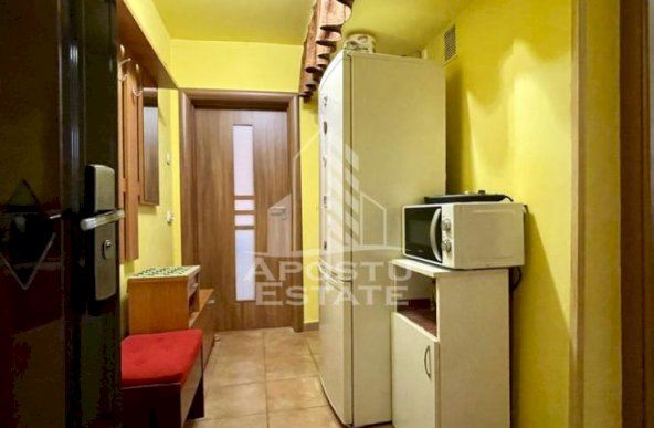 Apartament cu 2 camere etajul intai bloc izolat centrala Blascovici