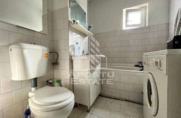 Apartament cu 4 camere, centrala proprie, zona Aradului