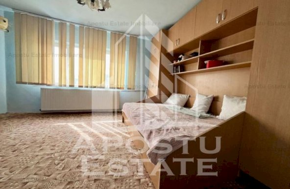 Apartament 2 camere , decomandat ,  zona Bucovina